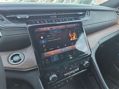 Used 2022 Jeep Grand Cherokee Summit w/ Adv Protech Group IV image 29