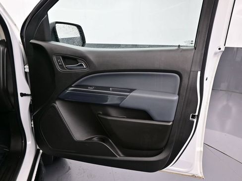 Used 2019 Chevrolet Colorado Z71 AWD/4WD image 31