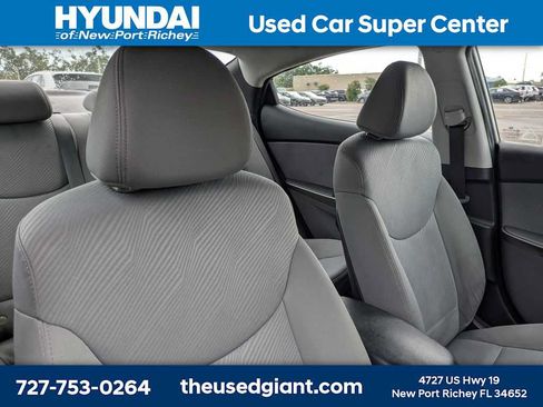 Used 2012 Hyundai Elantra GLS w/ Preferred Pkg 3 FWD image 6