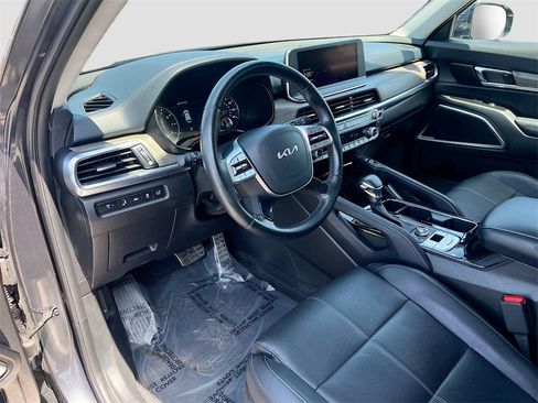 Used 2022 Kia Telluride SX image 9