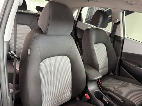 Used 2021 Hyundai Kona SE image 20