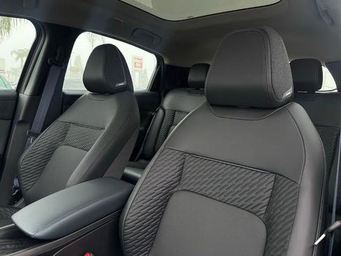 New 2026 Nissan Leaf Platinum+ w/ Cargo Package (Platinum+) image 14