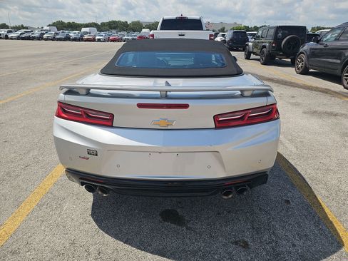 Used 2017 Chevrolet Camaro SS RWD image 7