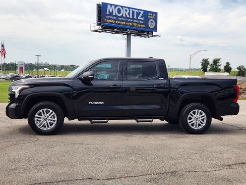 Used 2024 Toyota Tundra SR5 w/ SR5 Convenience Package AWD/4WD image 4