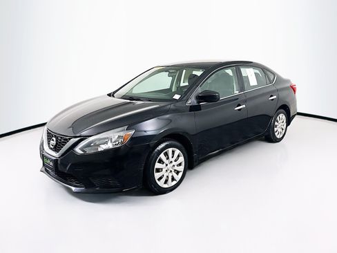 Used 2017 Nissan Sentra SV FWD image 3