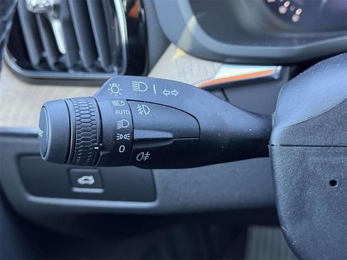 Certified 2026 Volvo XC60 B5 Plus w/ Climate Package image 22