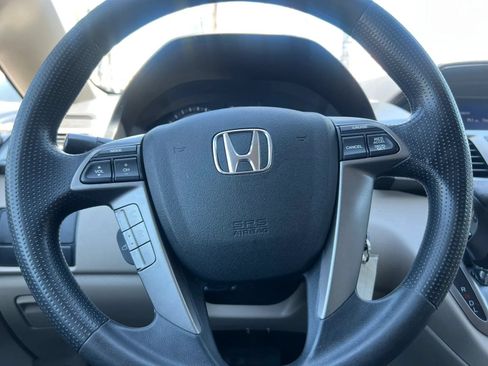 Used 2016 Honda Odyssey LX image 22