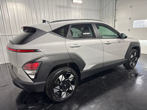 Used 2024 Hyundai Kona SEL AWD/4WD image 5