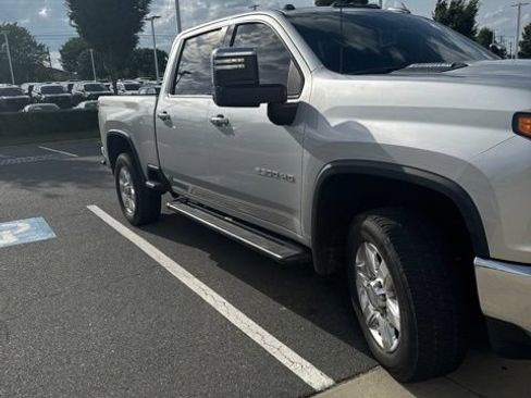 Used 2020 Chevrolet Silverado 2500 LTZ w/ LTZ Premium Package RWD image 5