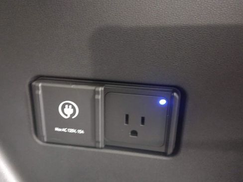 New 2026 Hyundai Ioniq 9 Calligraphy image 21