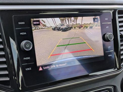 Used 2020 Volkswagen Atlas Cross Sport SEL Premium image 13