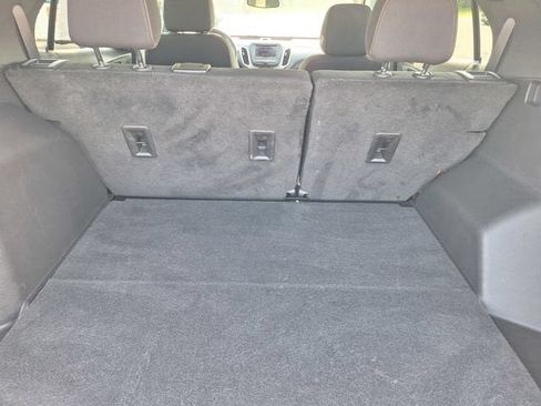 Used 2022 Chevrolet Equinox LT FWD image 16