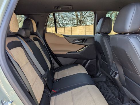 Used 2026 Chevrolet Equinox ACTIV w/ Convenience Package III image 25