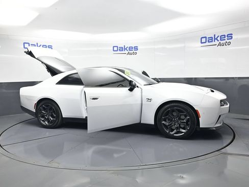 Used 2025 Dodge Charger Daytona R/T AWD/4WD image 48