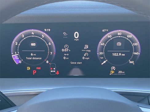 New 2026 Volkswagen Tiguan SE R-Line image 27