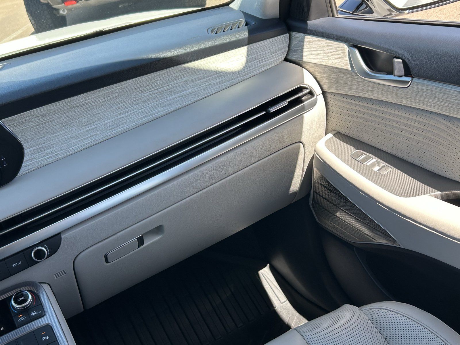 Used 2023 Hyundai Palisade Calligraphy FWD image 20