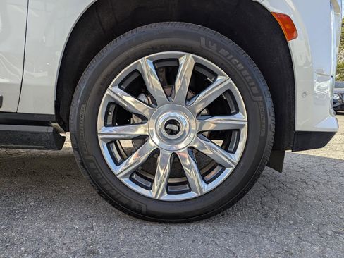 Used 2022 Cadillac Escalade Premium Luxury Platinum AWD/4WD image 55