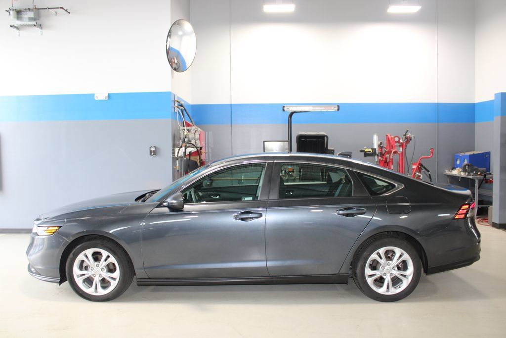 Used 2024 Honda Accord LX image 9