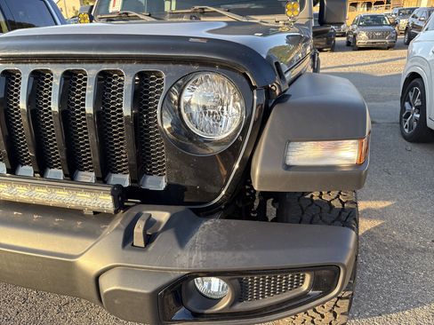Used 2022 Jeep Wrangler Unlimited Sport image 7