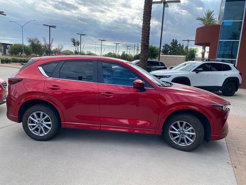 Used 2024 MAZDA CX-5 AWD 2.5 S w/ Select Package image 4