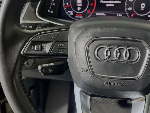 Used 2018 Audi Q7 3.0T Premium Plus w/ Premium Plus Package AWD/4WD image 19
