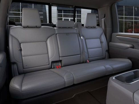 New 2025 GMC Sierra 2500 SLT w/ SLT Premium Package image 17