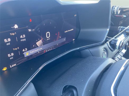 New 2026 GMC Canyon Elevation w/ Convenience Package image 28