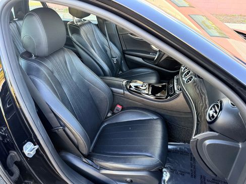 Used 2017 Mercedes-Benz E 400 4MATIC Wagon image 17