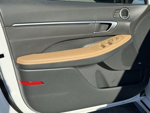 Certified 2022 Hyundai Sonata Limited image 12