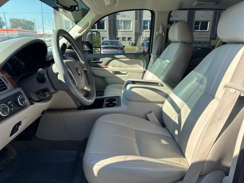 Used 2011 Chevrolet Silverado 2500 LTZ w/ LTZ Plus Package image 8