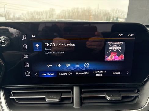 Used 2026 Chevrolet Trax ACTIV w/ Driver Confidence Package image 12