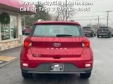 Used 2023 Hyundai Venue SEL image 6