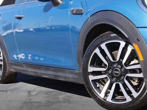 Used 2023 MINI Cooper S image 3