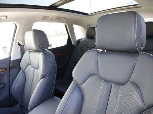 Used 2023 Audi Q5 2.0T Premium Plus image 14