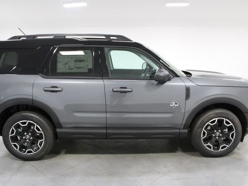 New 2025 Ford Bronco Sport Outer Banks w/ Outer Banks Tech Package+ AWD/4WD image 10