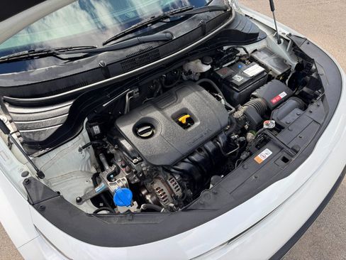Used 2021 Kia Soul LX FWD image 25