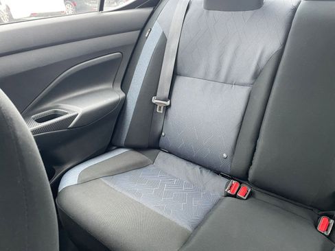 Used 2025 Nissan Versa SV image 38