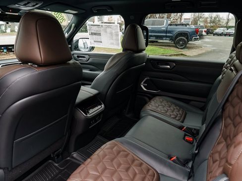 New 2026 Nissan Armada Platinum image 25