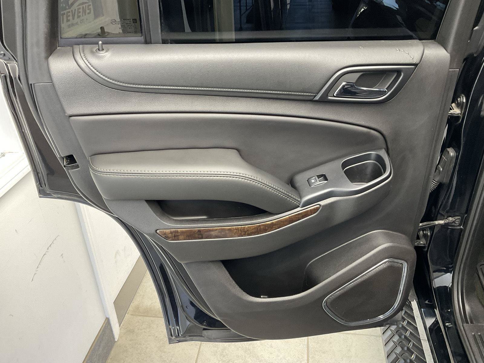 Used 2017 Chevrolet Tahoe LT AWD/4WD image 11