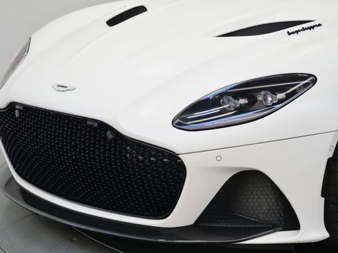 Used 2020 Aston Martin DBS Superleggera RWD image 51