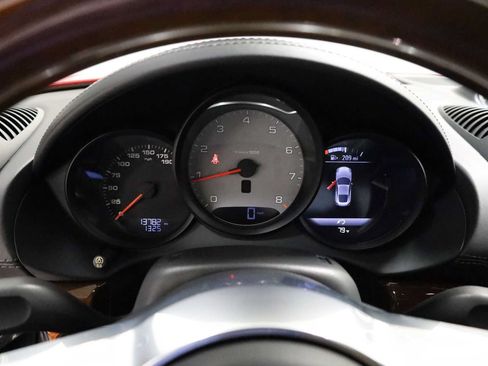 Certified 2018 Porsche 718 Cayman S RWD image 23