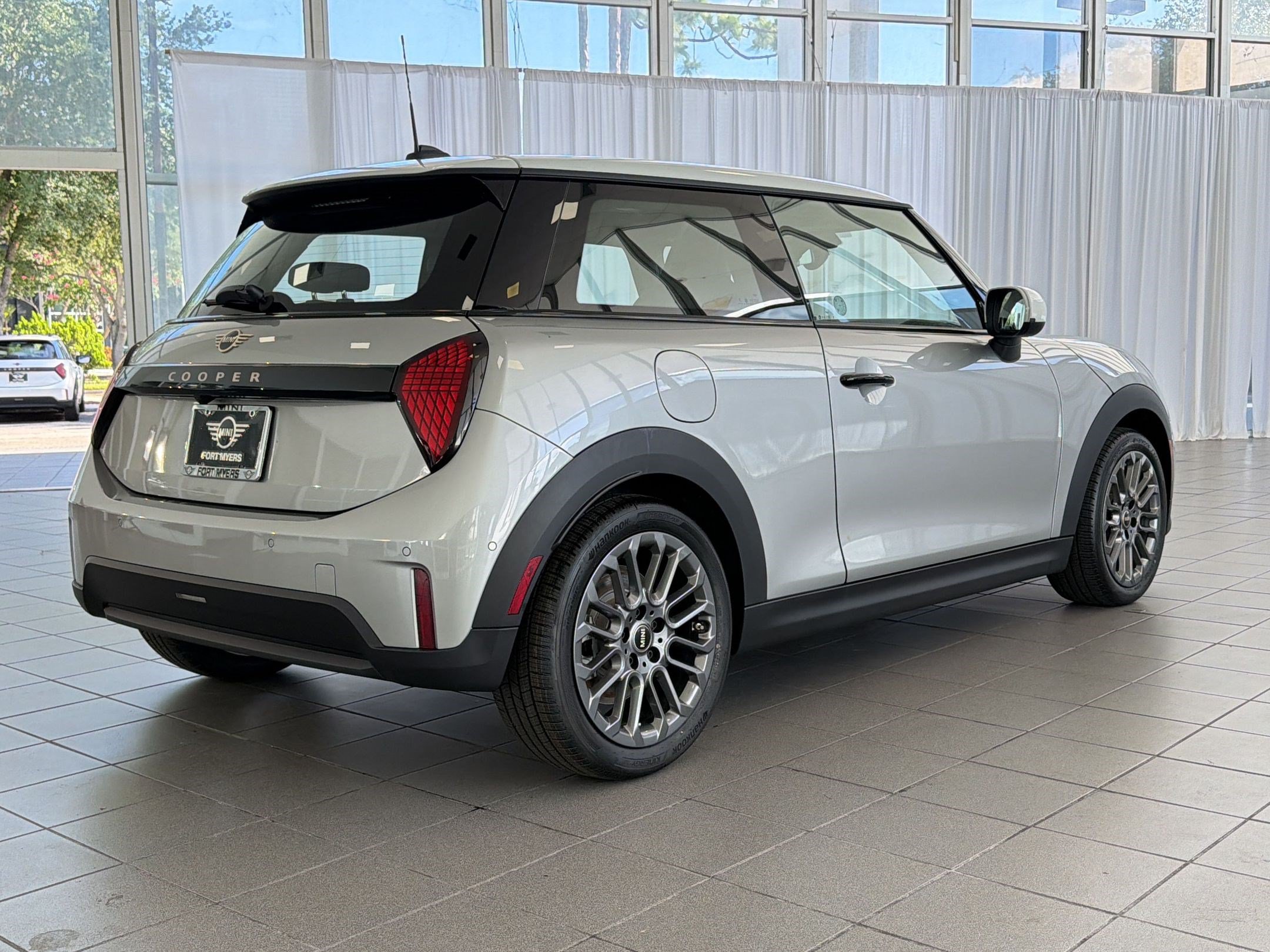 New 2026 MINI Cooper 2-Door Hardtop FWD image 9