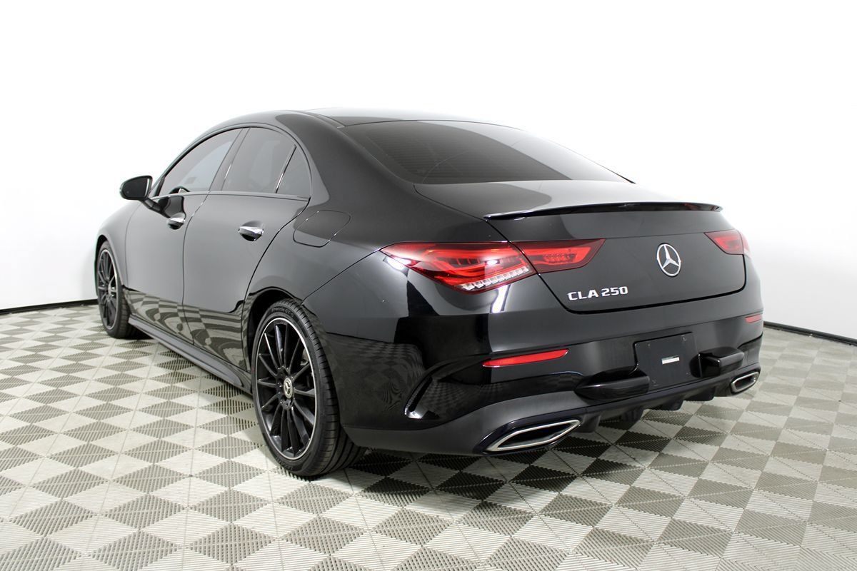 Used 2023 Mercedes-Benz CLA 250 image 4
