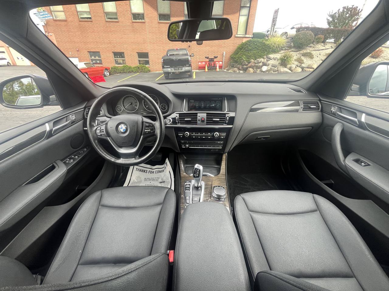 Used 2017 BMW X3 xDrive28i AWD/4WD image 2