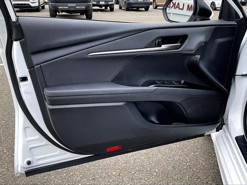 Certified 2025 Toyota Camry LE image 22