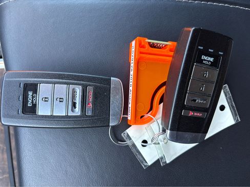 Used 2018 Acura MDX SH-AWD w/ Advance Package image 39