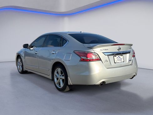 Used 2014 Nissan Altima 2.5 SL w/ Technology Package image 6