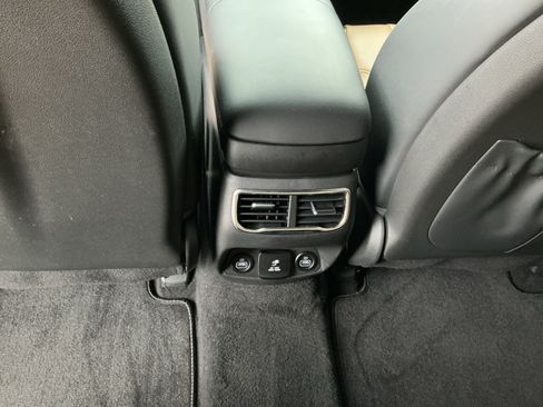 Used 2022 Hyundai Santa Fe Calligraphy image 30