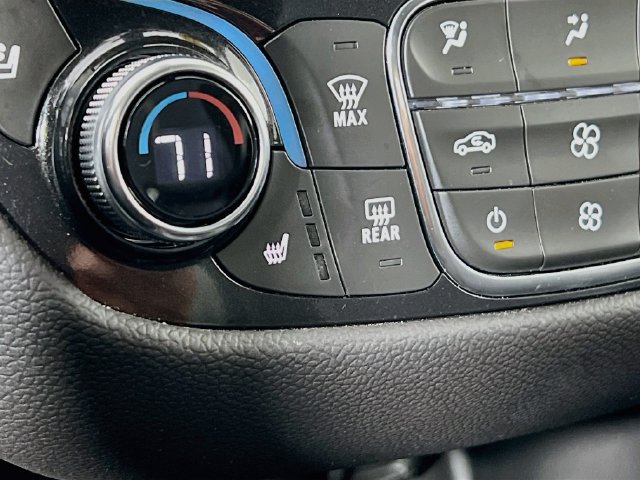 Used 2024 Chevrolet Equinox Premier AWD/4WD image 22