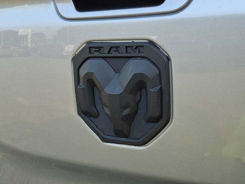 Used 2021 RAM 1500 Big Horn AWD/4WD image 30